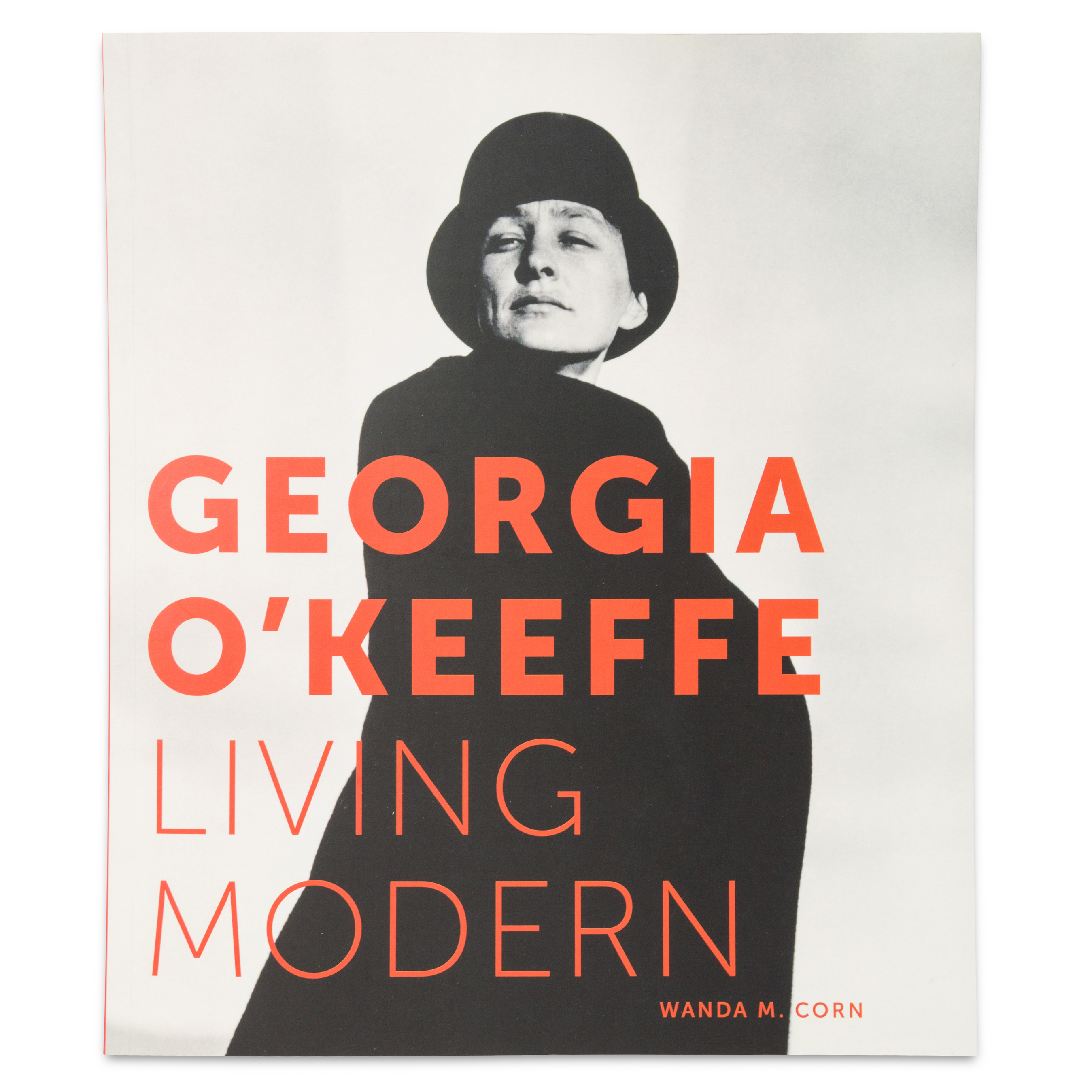 Georgia O'Keeffe: Living Modern - Hardcover